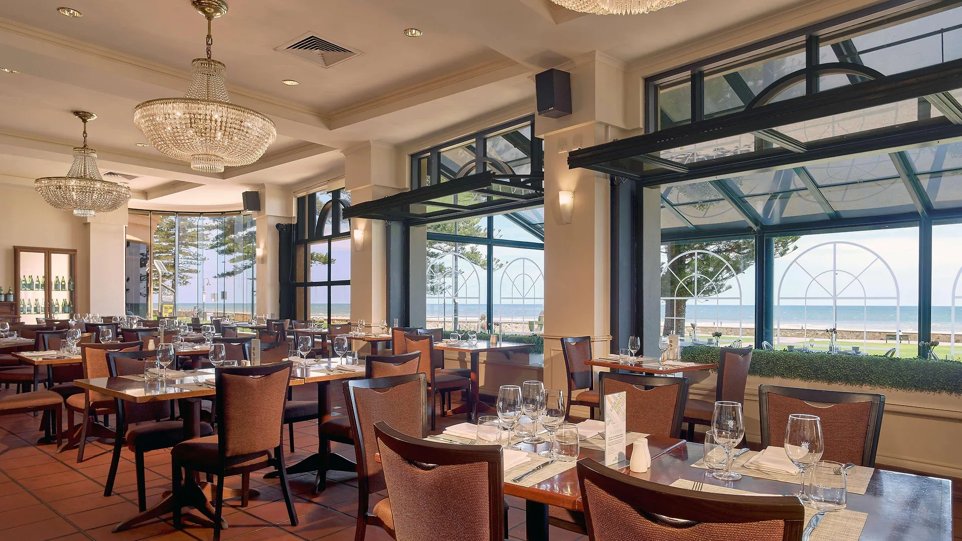 Stamford Grand Adelaide Hotel Glenelg 5*,