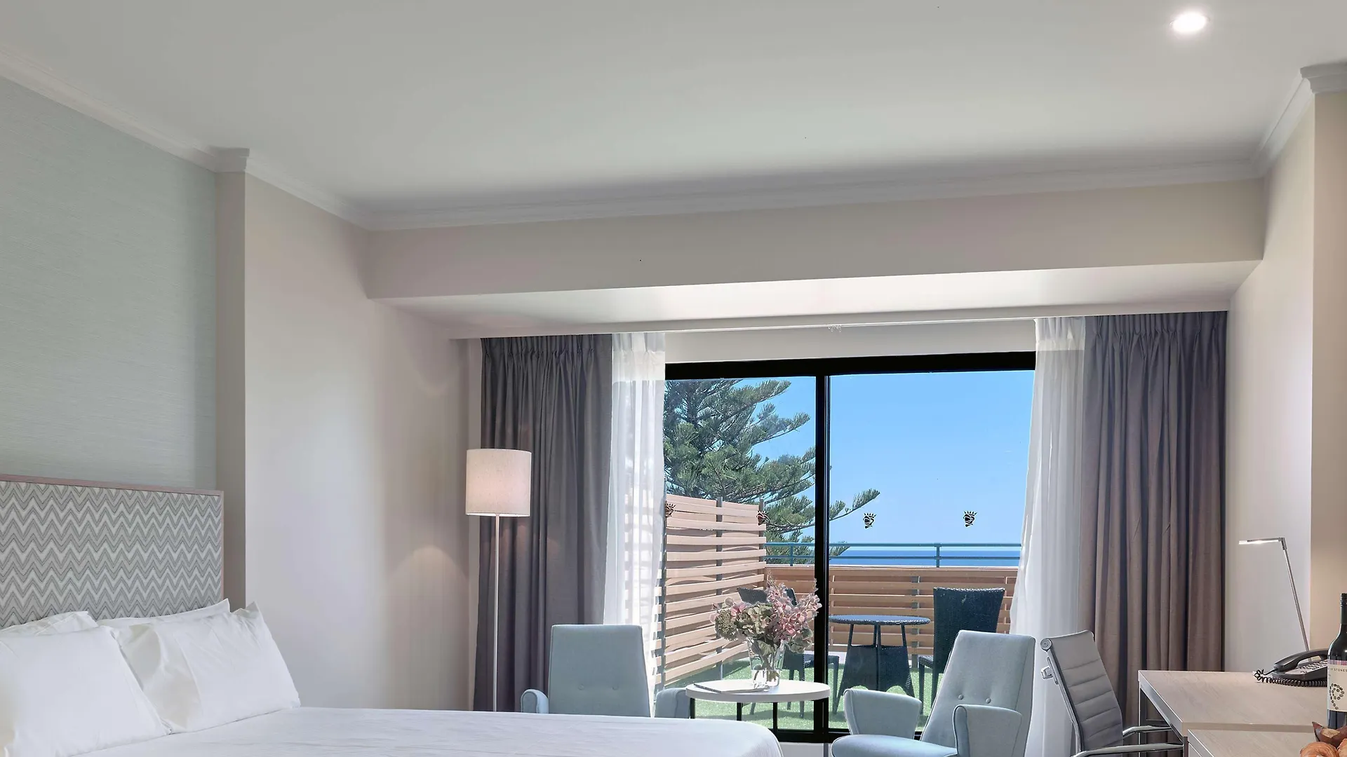 Stamford Grand Adelaide Hotel Glenelg 5*,  Austrália
